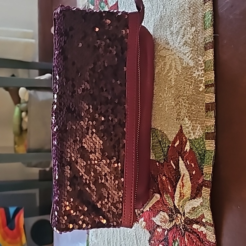 THIRTY ONE Purple sequined  clutch